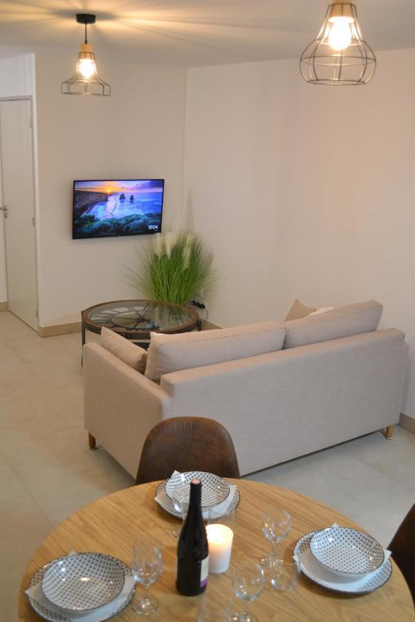 Appart Hotel La Gacilly-Centre Ville-Spa-Parking מראה חיצוני תמונה