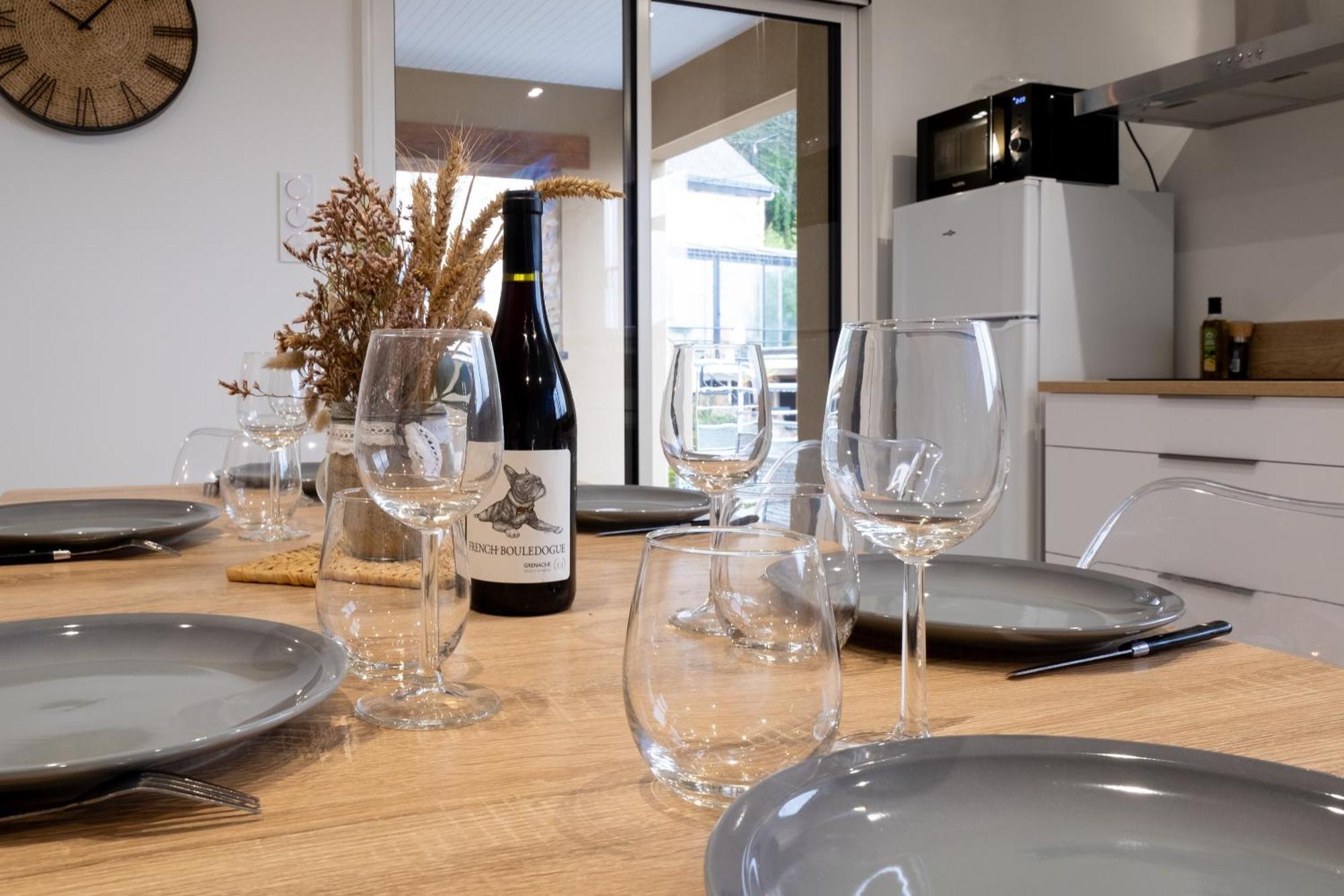 Appart Hotel La Gacilly-Centre Ville-Spa-Parking מראה חיצוני תמונה