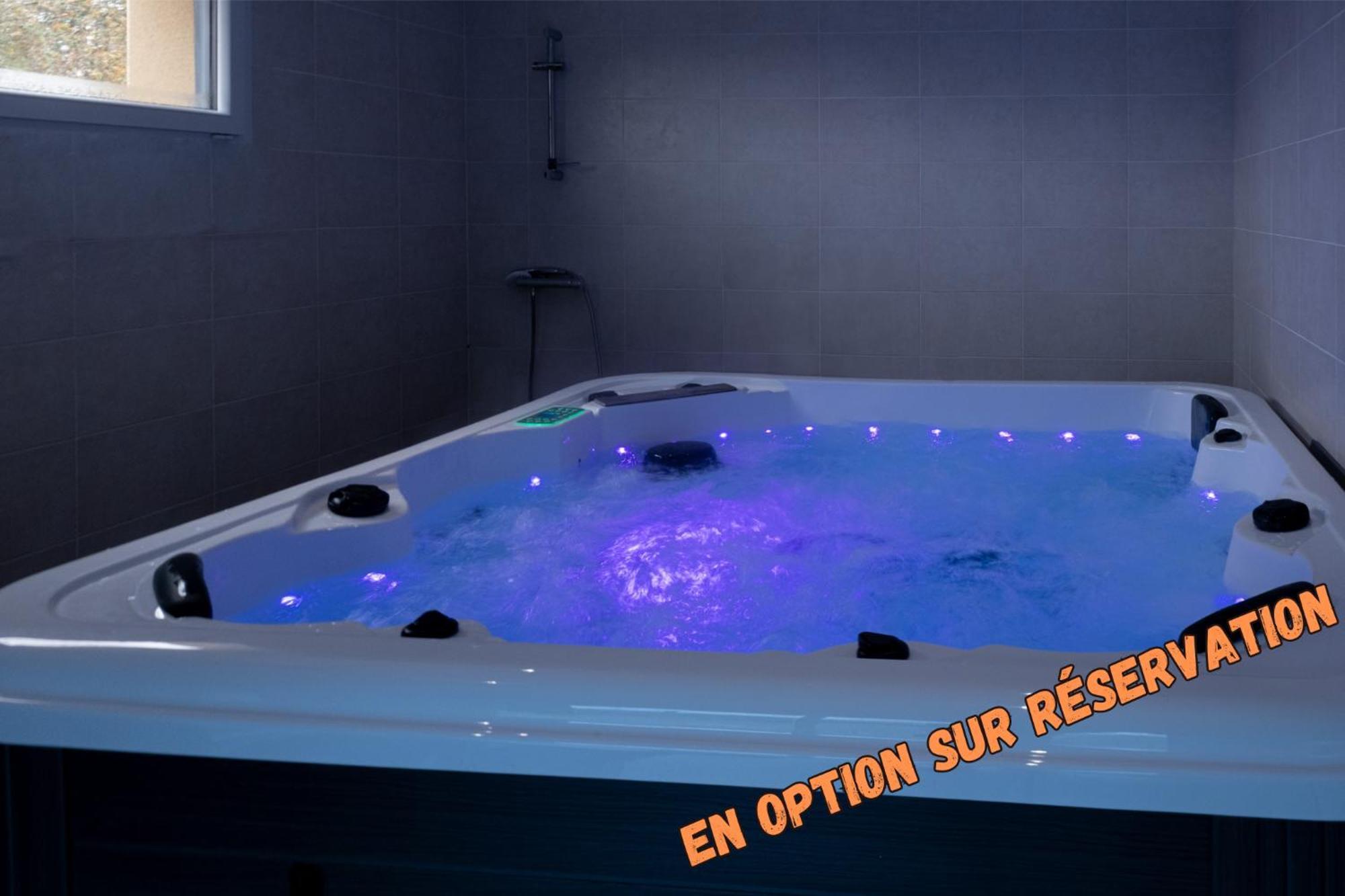 Appart Hotel La Gacilly-Centre Ville-Spa-Parking מראה חיצוני תמונה